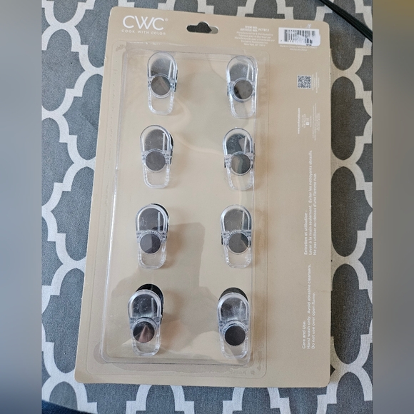 CWC Animal Bag Clips - Brown, Tan, White - Picture 2 of 2